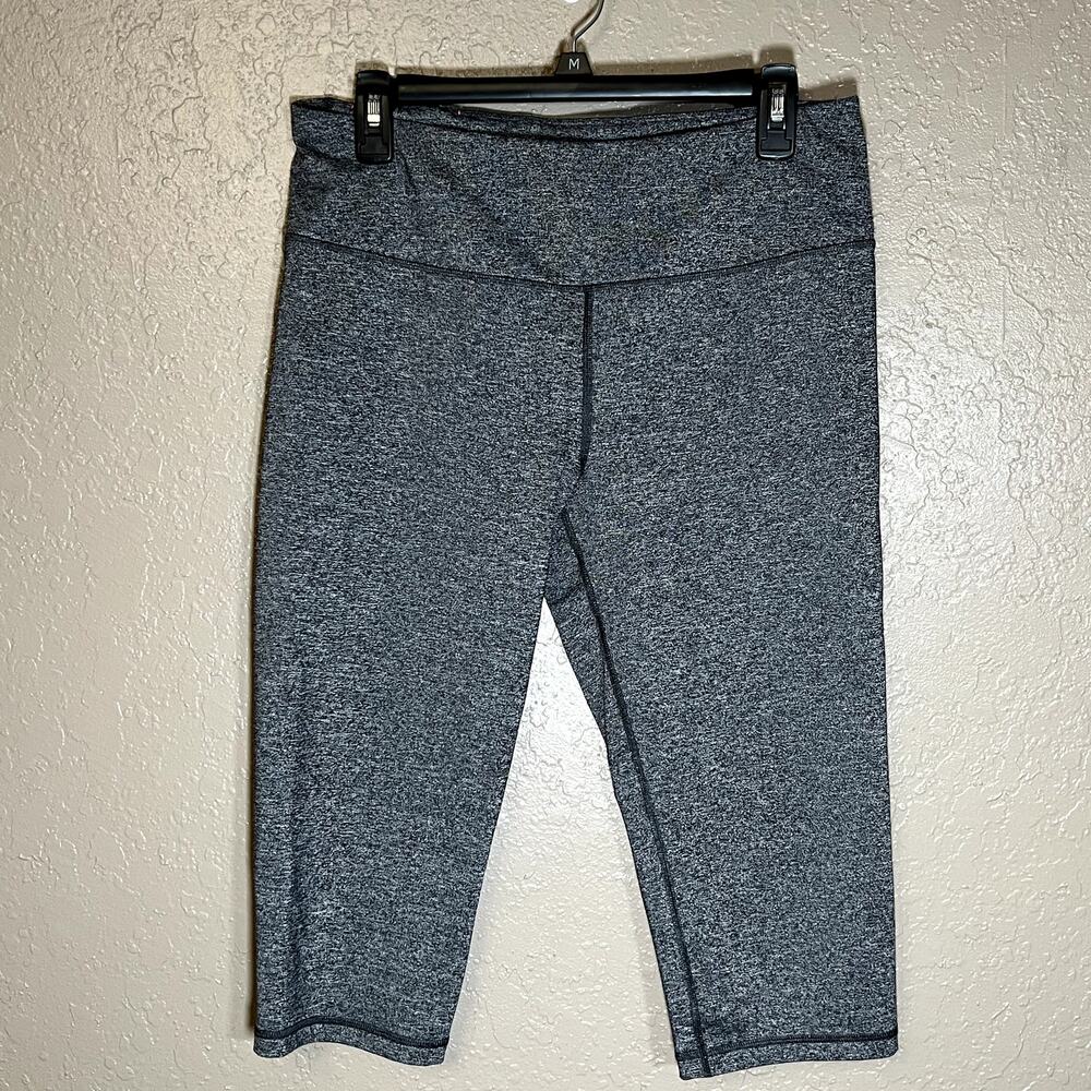 VSX Sport Victoria's Secret cropped gray leggings large